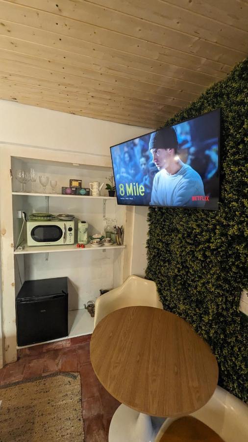 Tiny Smart Home, Private Garden & Outside Jacuzzi. Center Sintra! エクステリア 写真